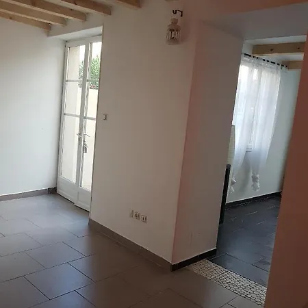 Holiday home Maison Vue Cite 2