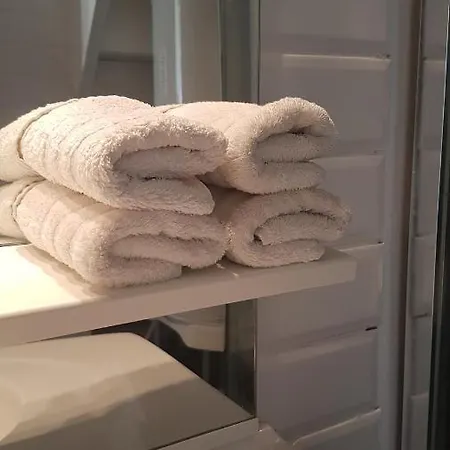 Maison Vue Cite 2 *